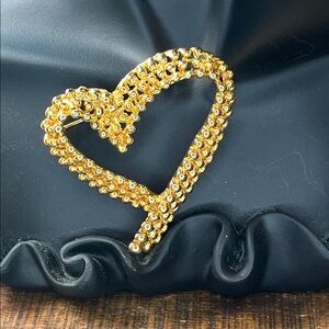 Large Elegant Fernando Originals Gold Heart Brooch